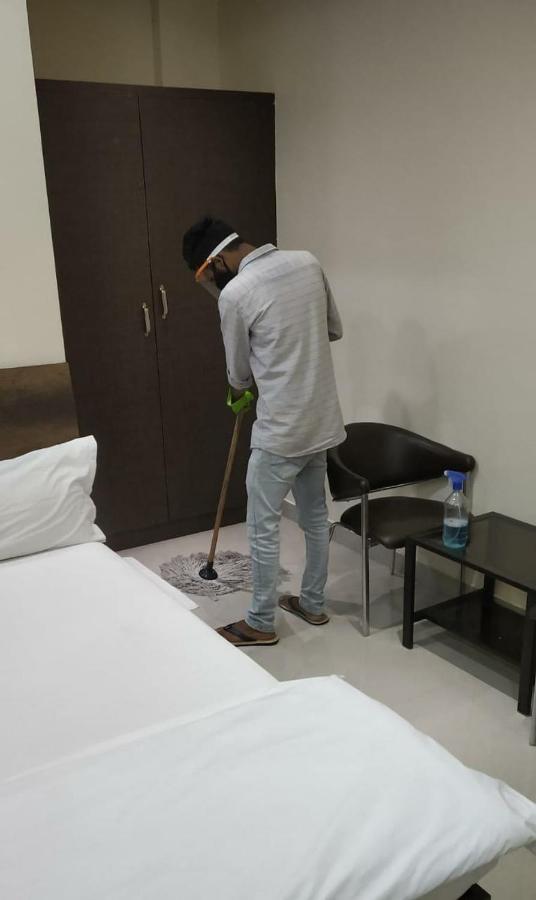 Our Nest Banjara Hotel Hyderabad Luaran gambar