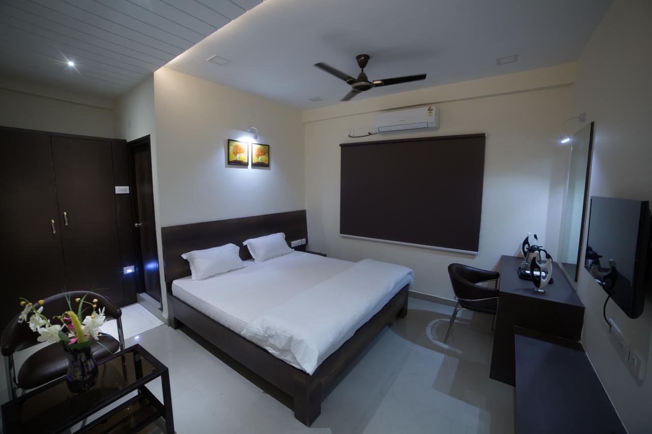Our Nest Banjara Hotel Hyderabad Luaran gambar