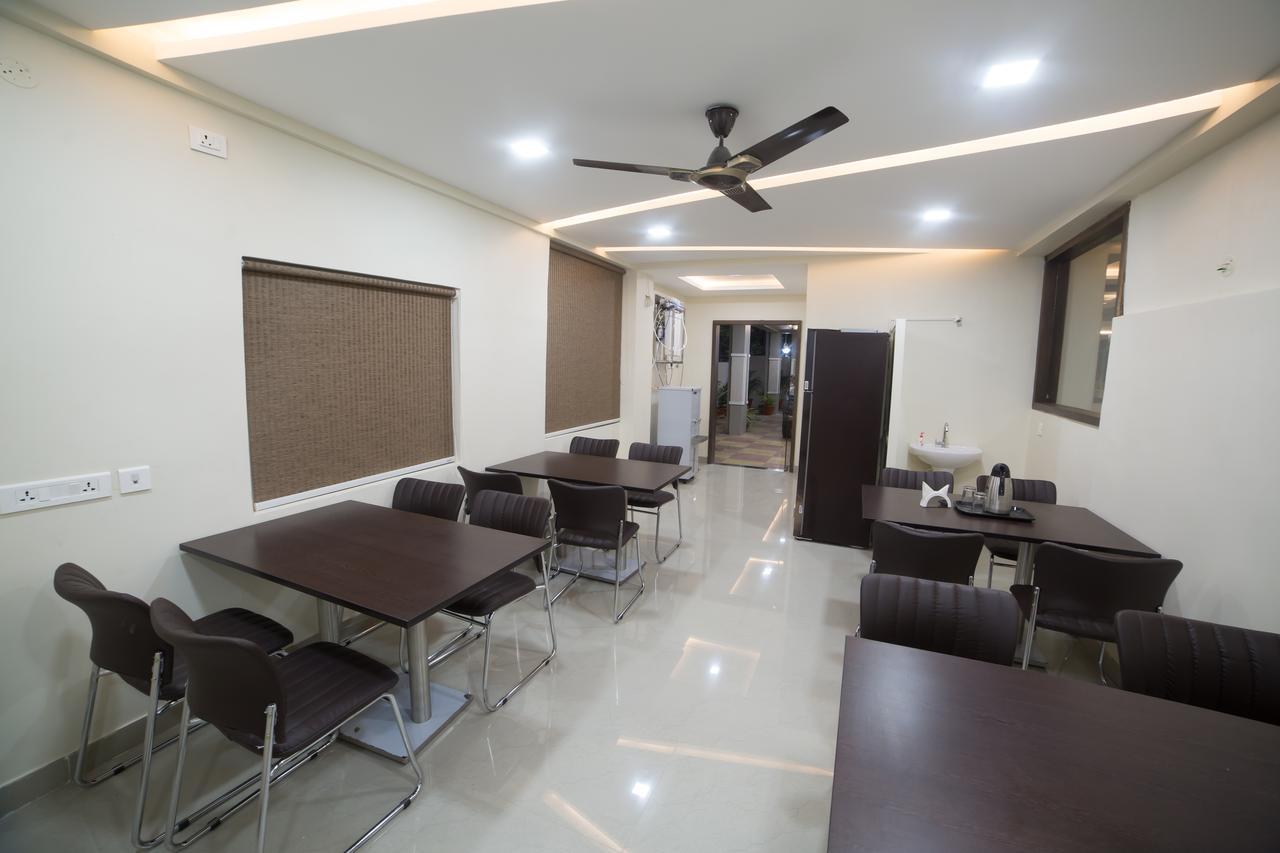 Our Nest Banjara Hotel Hyderabad Luaran gambar